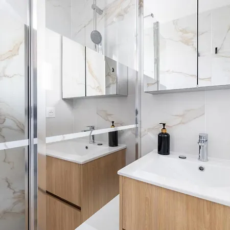 Meuble 4 Proche Du Centre Appartement *